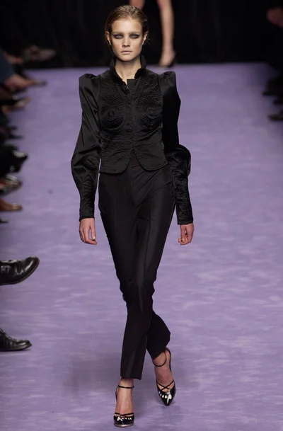 Look 30